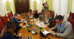 23 June 2017 The members of the Foreign Affairs Committee in meeting with the Chairman of the Romanian Chamber of Deputies' Committee on European Affairs